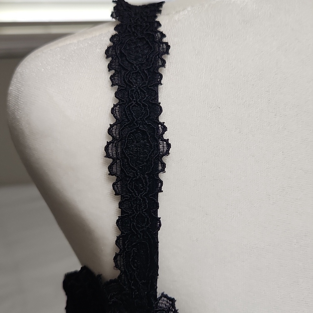 NWT Savage Fenty Black Lace Bra - Picture 3 of 8